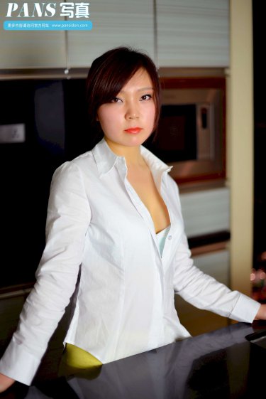《美女全祼体图片》