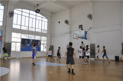 中不中呢？?。?？